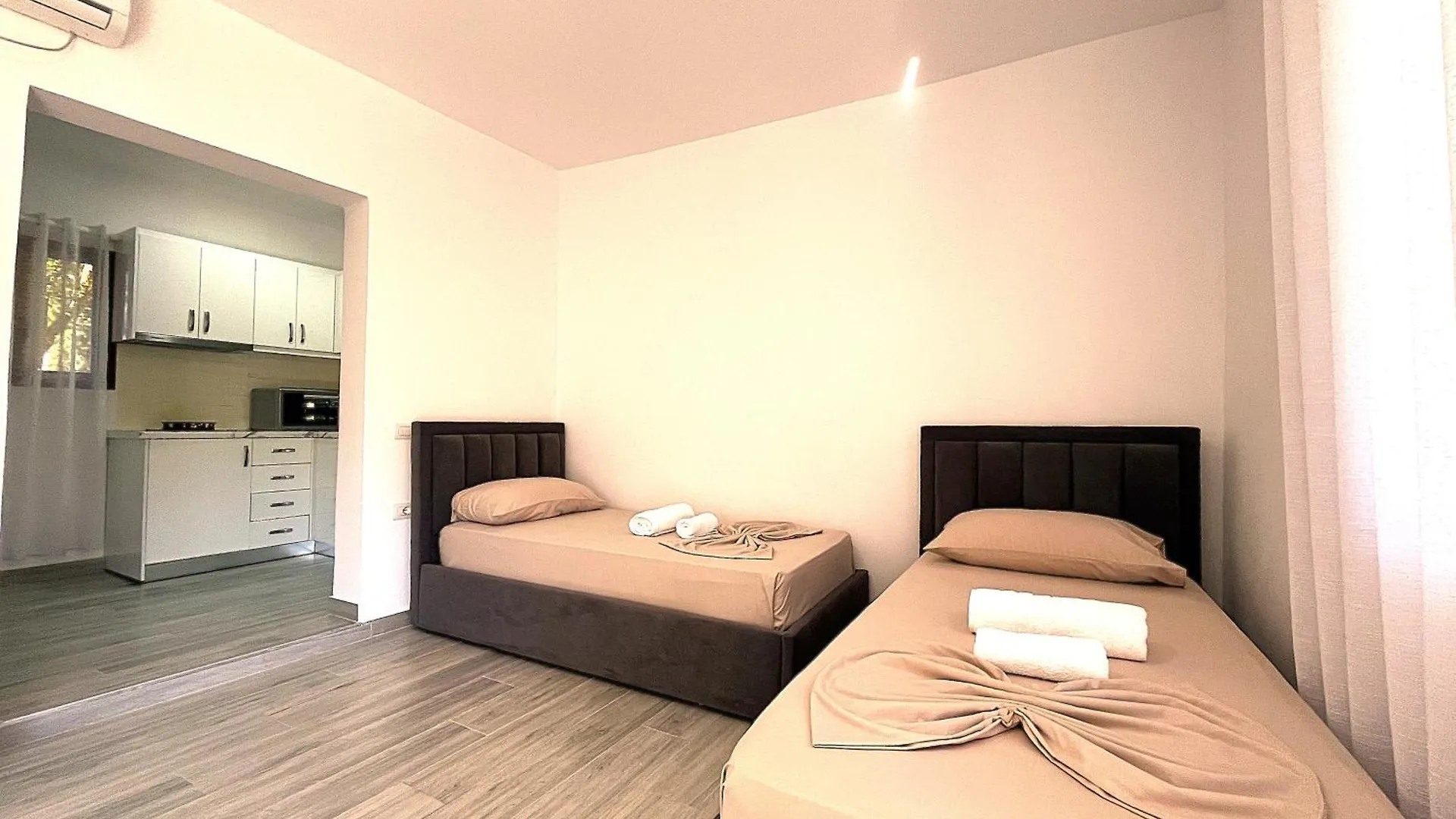 Quiet Blue Guesthouse Vlorë